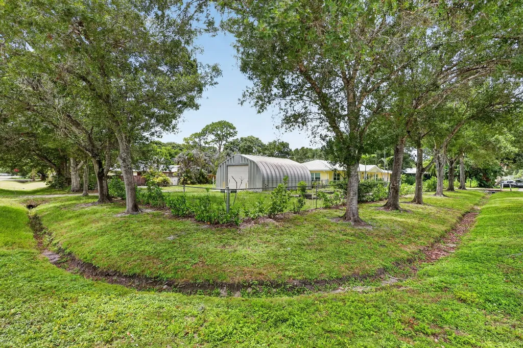 1125 41st Avenue Vero Beach FL 32960