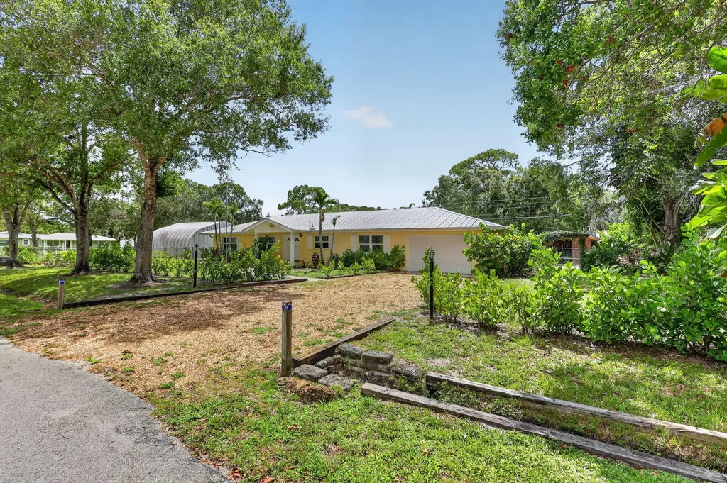 1125 41st Avenue Vero Beach FL 32960