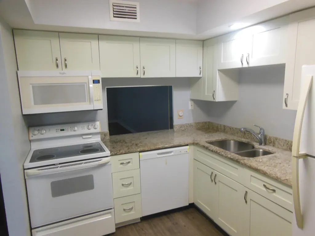 105 Lake Helen Drive West Palm Beach FL 33411