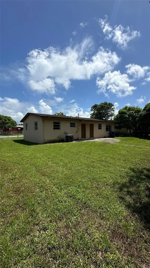 10741 SW 150th Terrace Miami FL 33176
