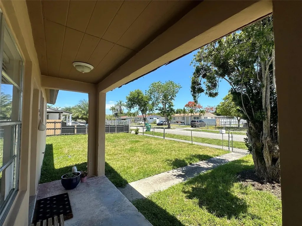 10741 SW 150th Terrace Miami FL 33176
