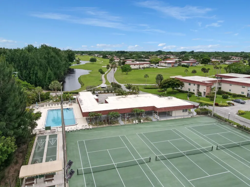 52 Woodland Drive Vero Beach FL 32962