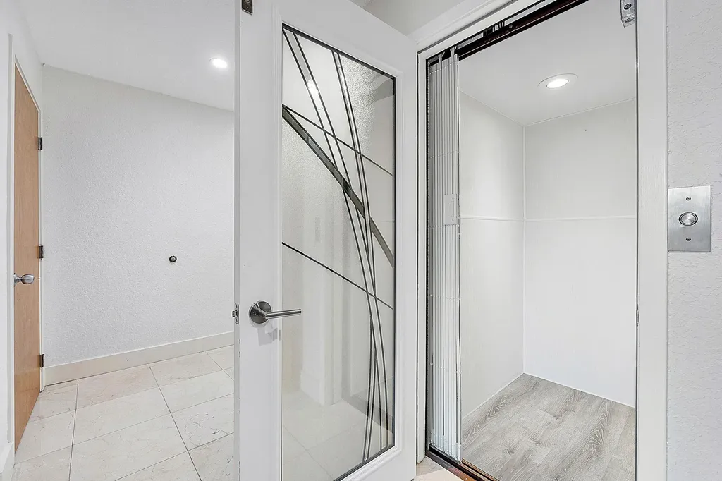 40 Portside Drive Fort Lauderdale FL 33316