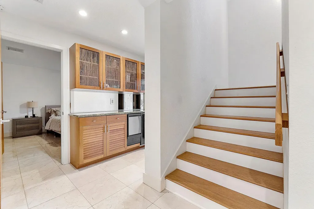40 Portside Drive Fort Lauderdale FL 33316