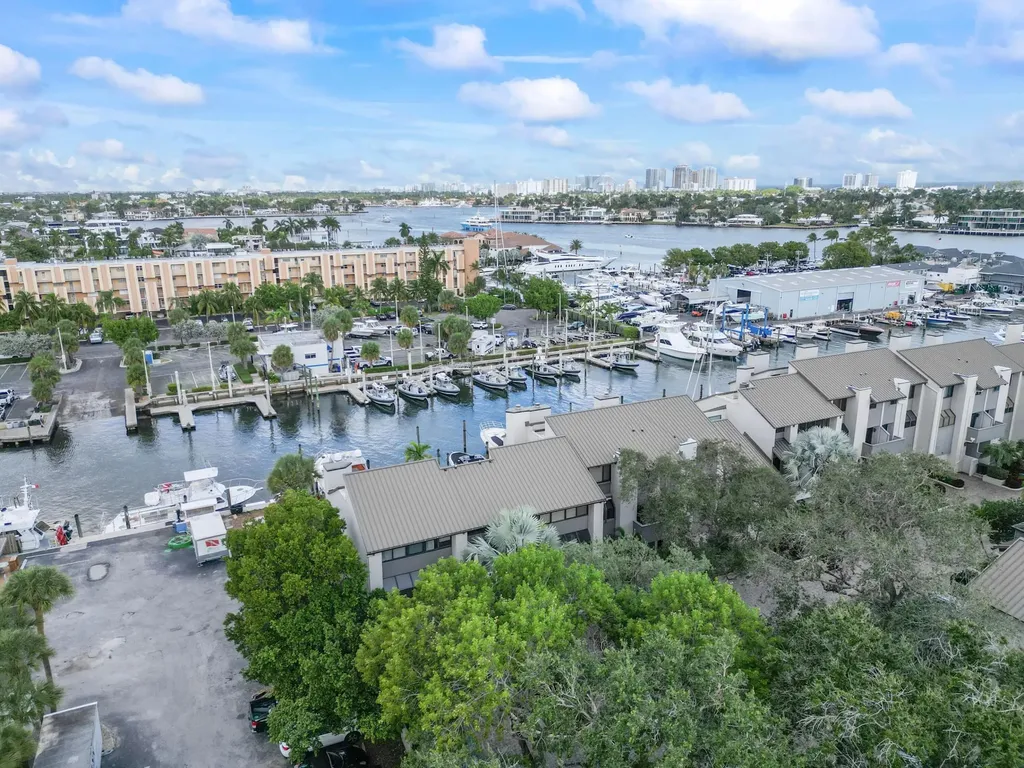 40 Portside Drive Fort Lauderdale FL 33316