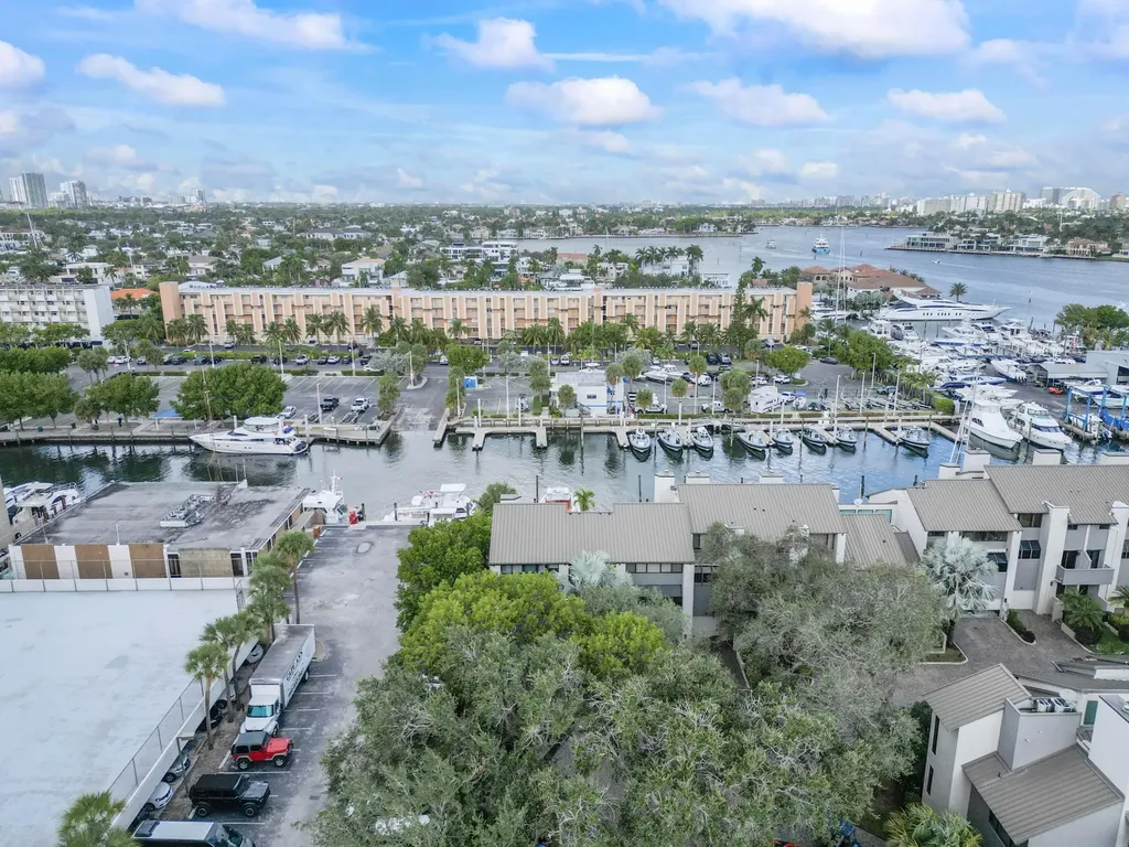 40 Portside Drive Fort Lauderdale FL 33316
