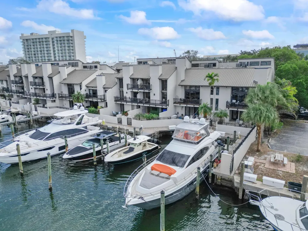 40 Portside Drive Fort Lauderdale FL 33316