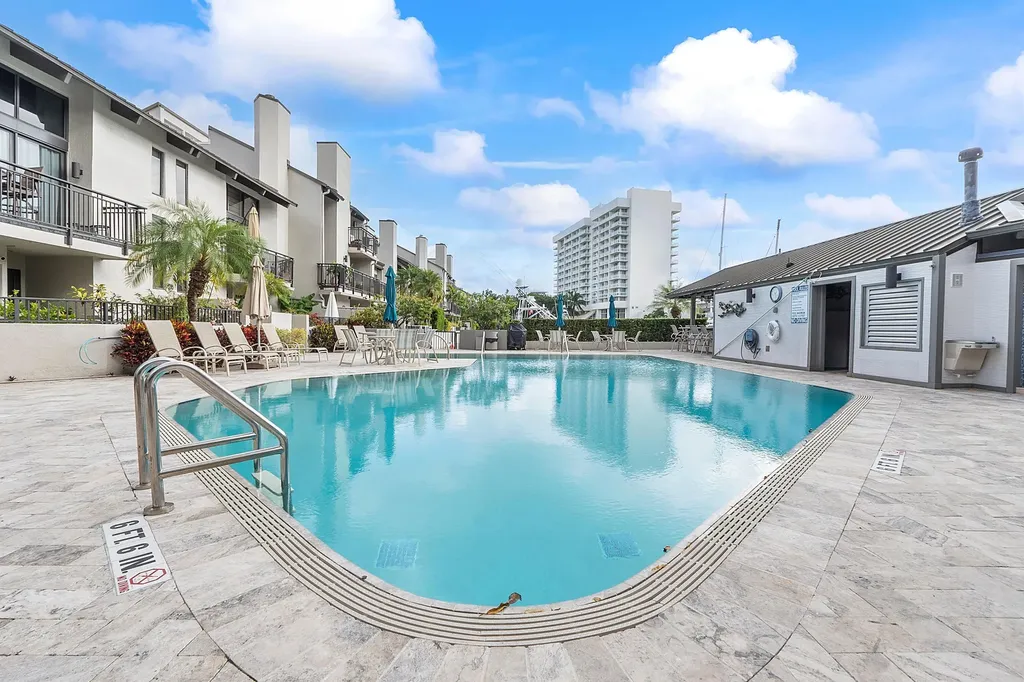 40 Portside Drive Fort Lauderdale FL 33316