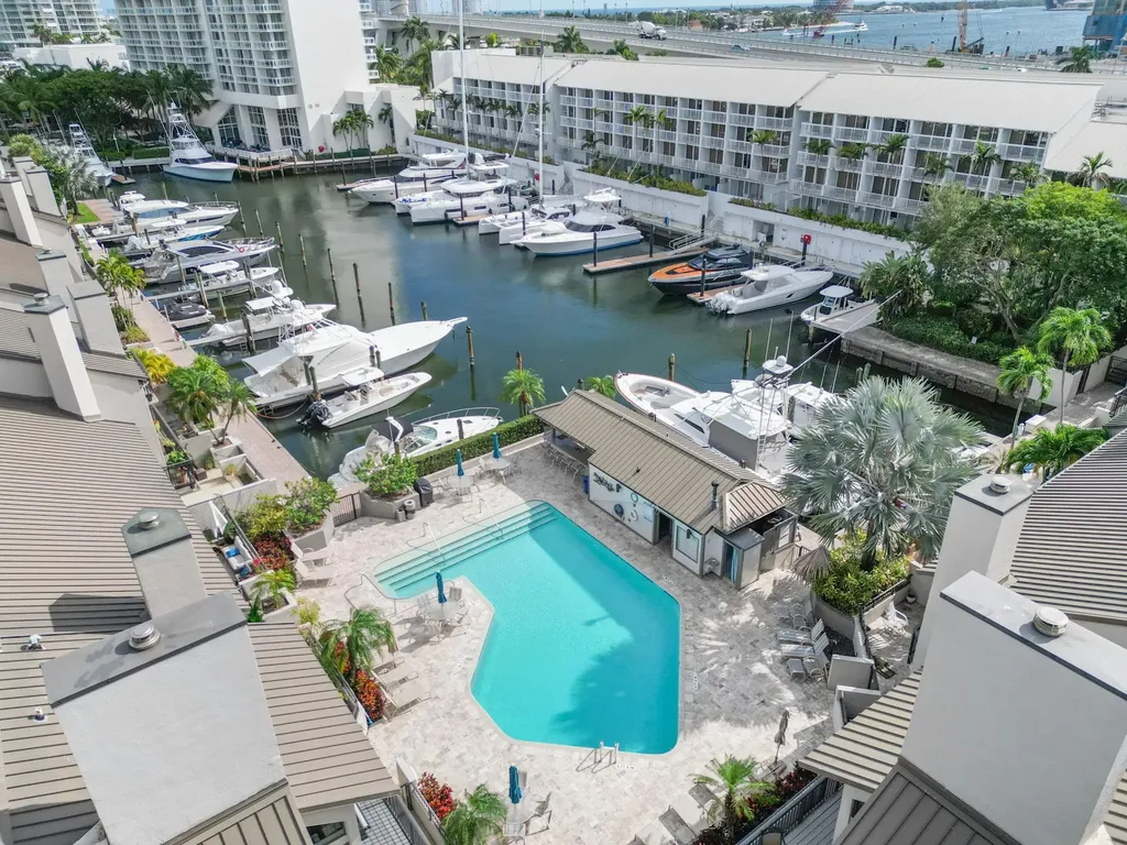 40 Portside Drive Fort Lauderdale FL 33316