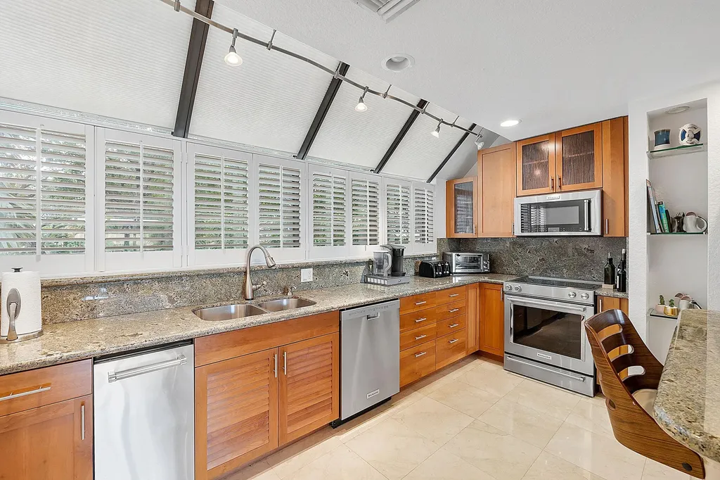 40 Portside Drive Fort Lauderdale FL 33316