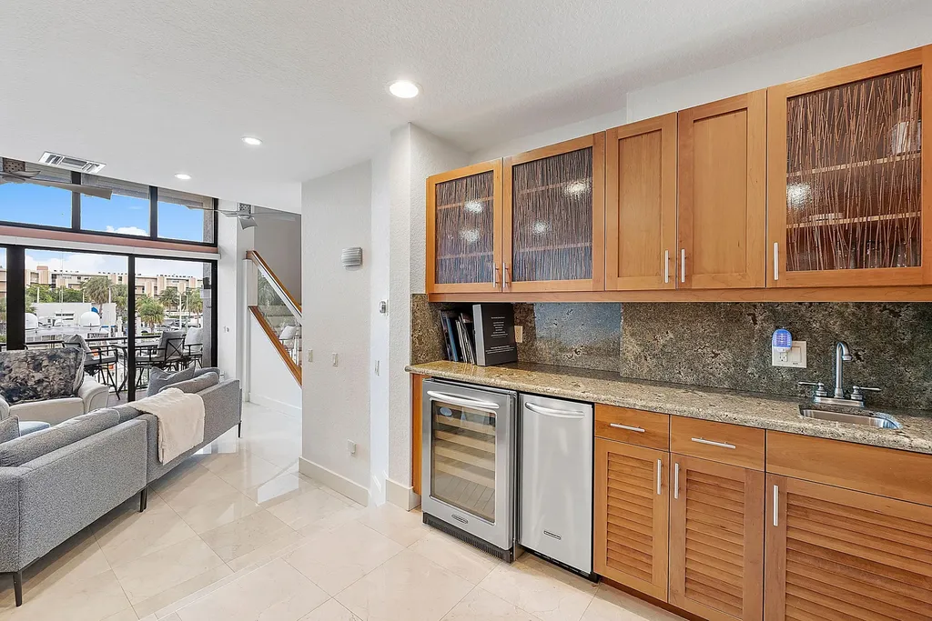 40 Portside Drive Fort Lauderdale FL 33316