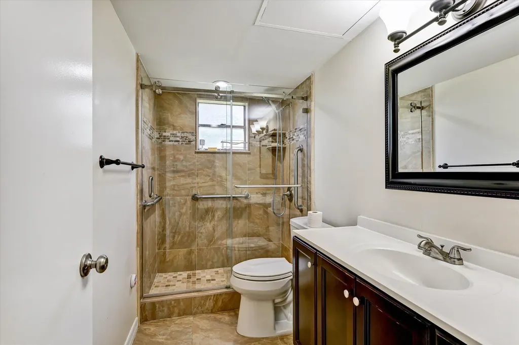 404 Fern Jupiter FL 33458