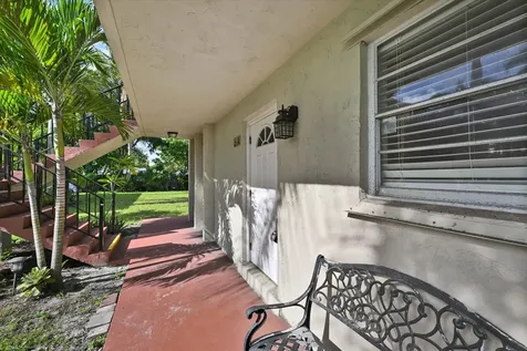 404 Fern Jupiter FL 33458
