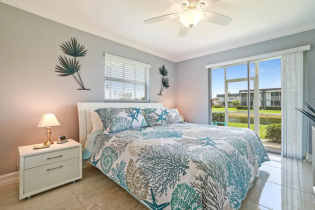 308 Saxony G Delray Beach FL 33446
