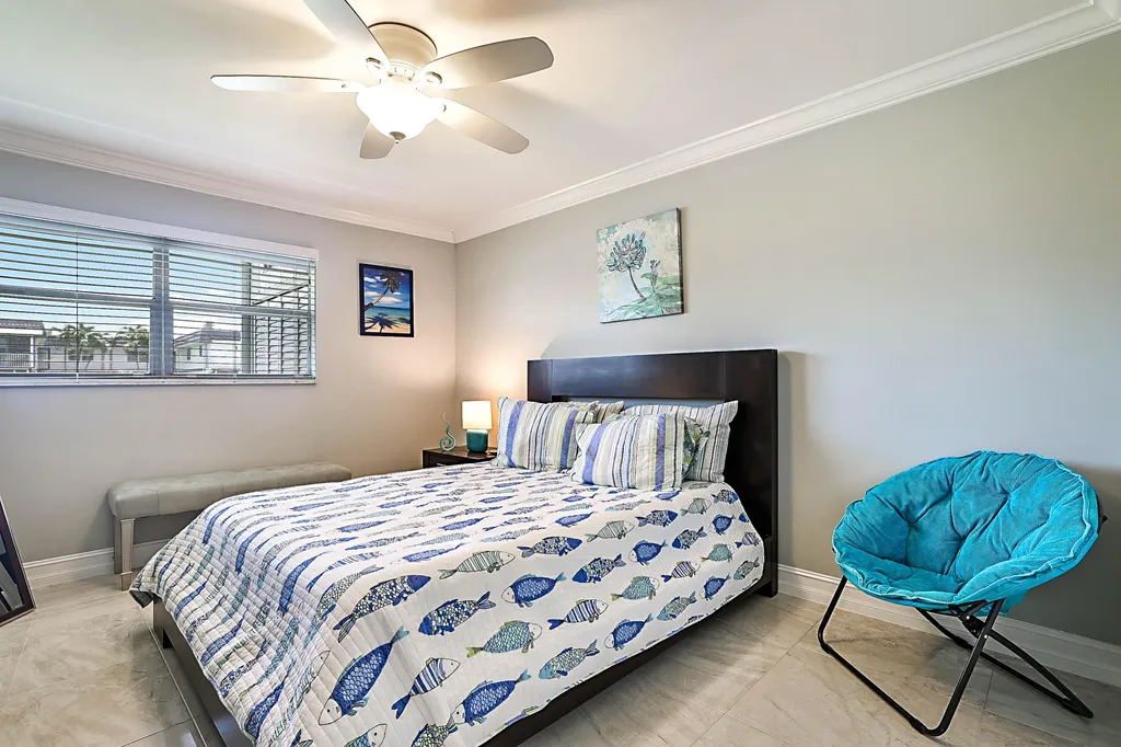 308 Saxony G Delray Beach FL 33446
