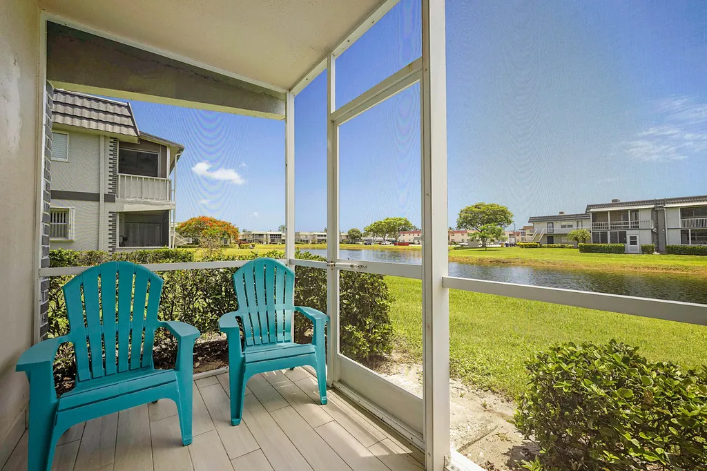 308 Saxony G Delray Beach FL 33446