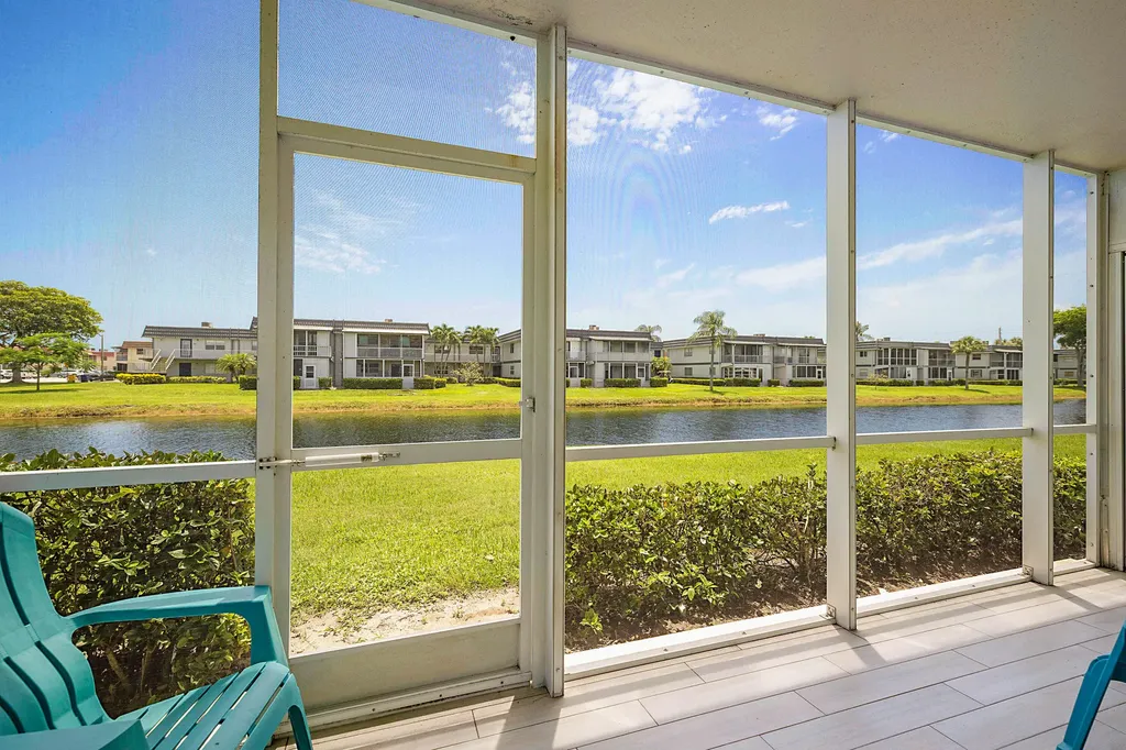 308 Saxony G Delray Beach FL 33446