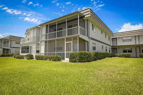 308 Saxony G Delray Beach FL 33446