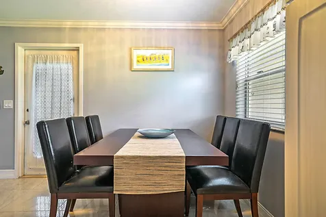 308 Saxony G Delray Beach FL 33446