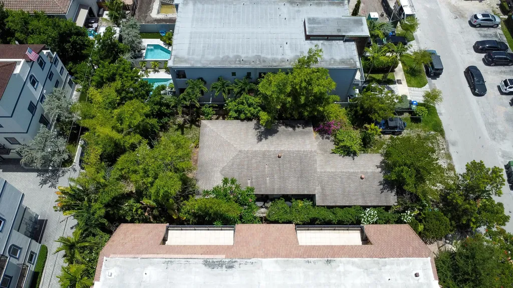 640 NE 8th Avenue Fort Lauderdale FL 33304