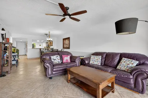 1036 Us Highway 1 North Palm Beach FL 33408