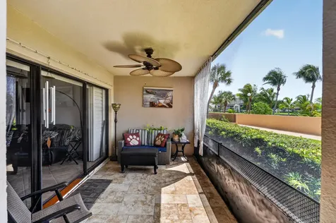 1036 Us Highway 1 North Palm Beach FL 33408