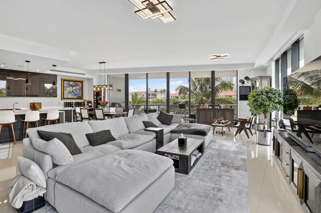 3250 NE 188th Street Aventura FL 33180
