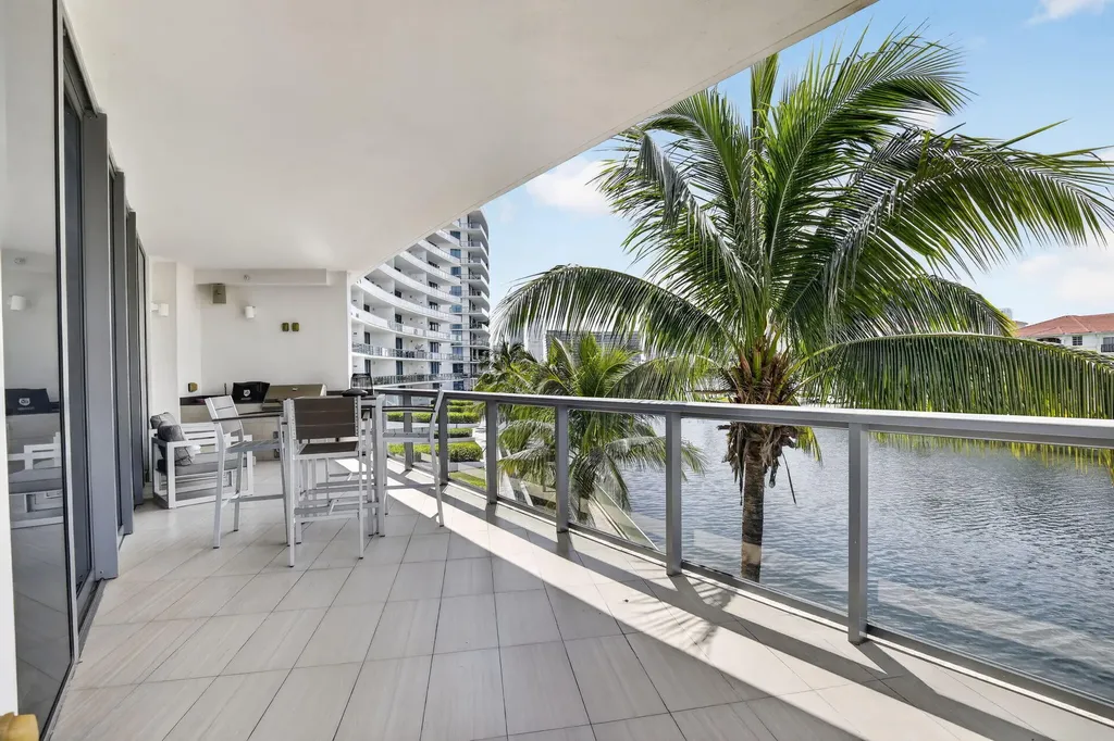 3250 NE 188th Street Aventura FL 33180