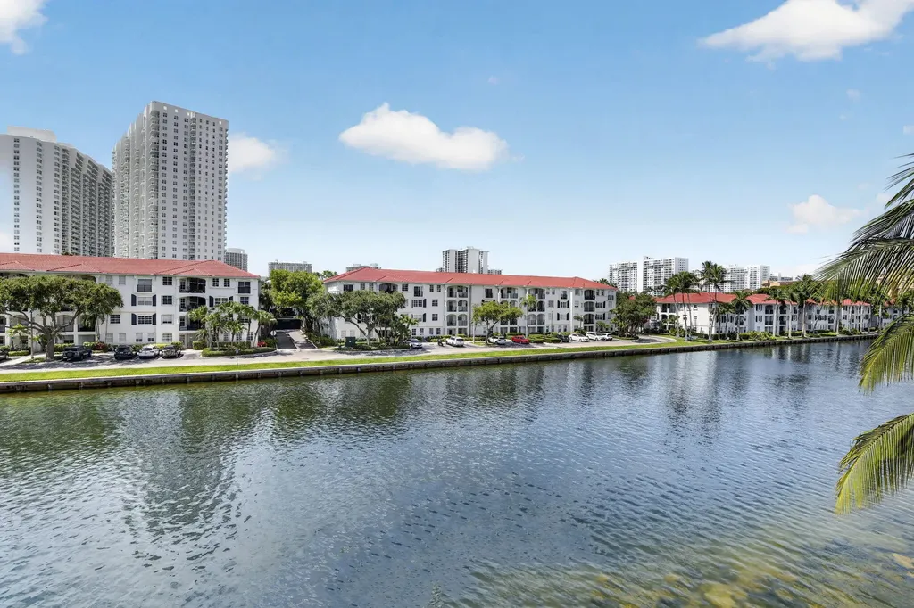 3250 NE 188th Street Aventura FL 33180