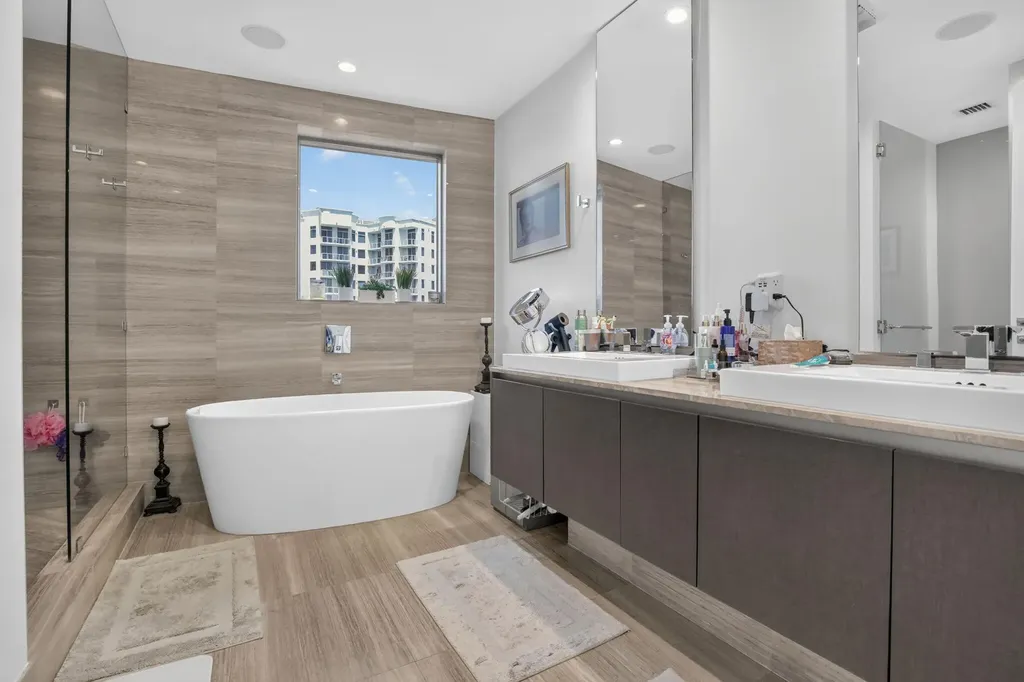 3250 NE 188th Street Aventura FL 33180