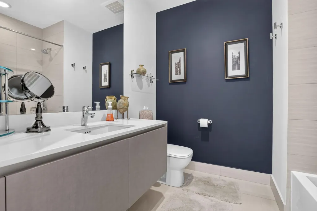 3250 NE 188th Street Aventura FL 33180