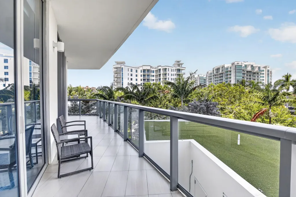 3250 NE 188th Street Aventura FL 33180