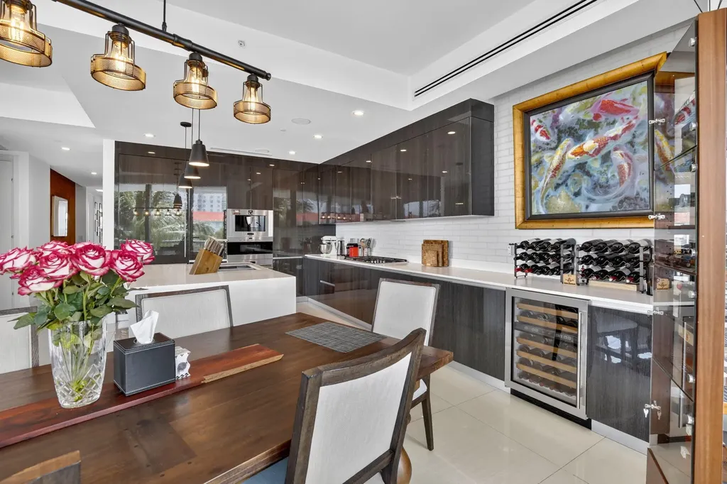 3250 NE 188th Street Aventura FL 33180