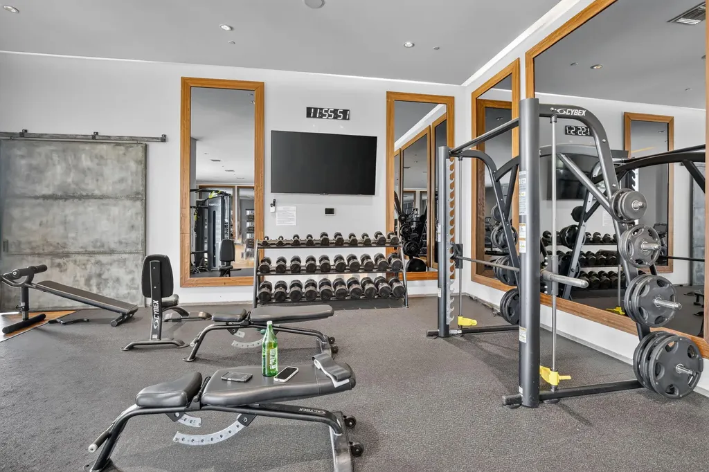 3250 NE 188th Street Aventura FL 33180