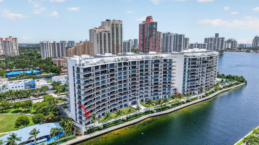 3250 NE 188th Street Aventura FL 33180