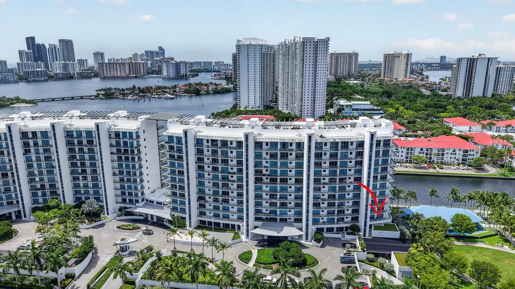 3250 NE 188th Street Aventura FL 33180