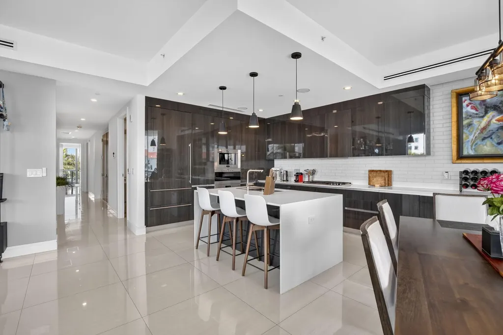 3250 NE 188th Street Aventura FL 33180