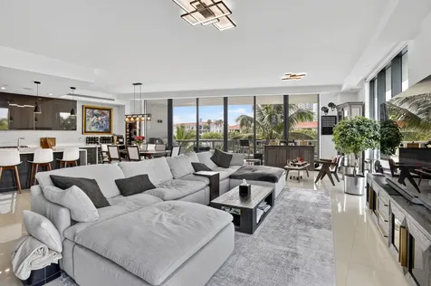 3250 NE 188th Street Aventura FL 33180