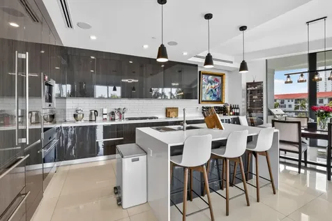 3250 NE 188th Street Aventura FL 33180