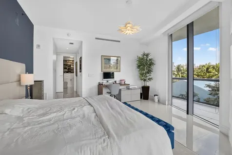 3250 NE 188th Street Aventura FL 33180