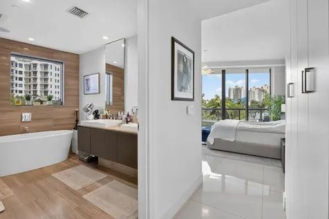 3250 NE 188th Street Aventura FL 33180