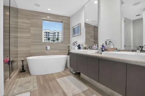 3250 NE 188th Street Aventura FL 33180