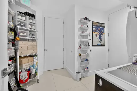 3250 NE 188th Street Aventura FL 33180