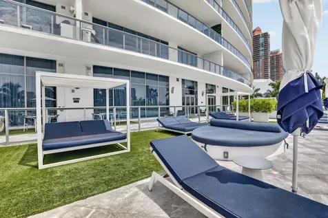 3250 NE 188th Street Aventura FL 33180
