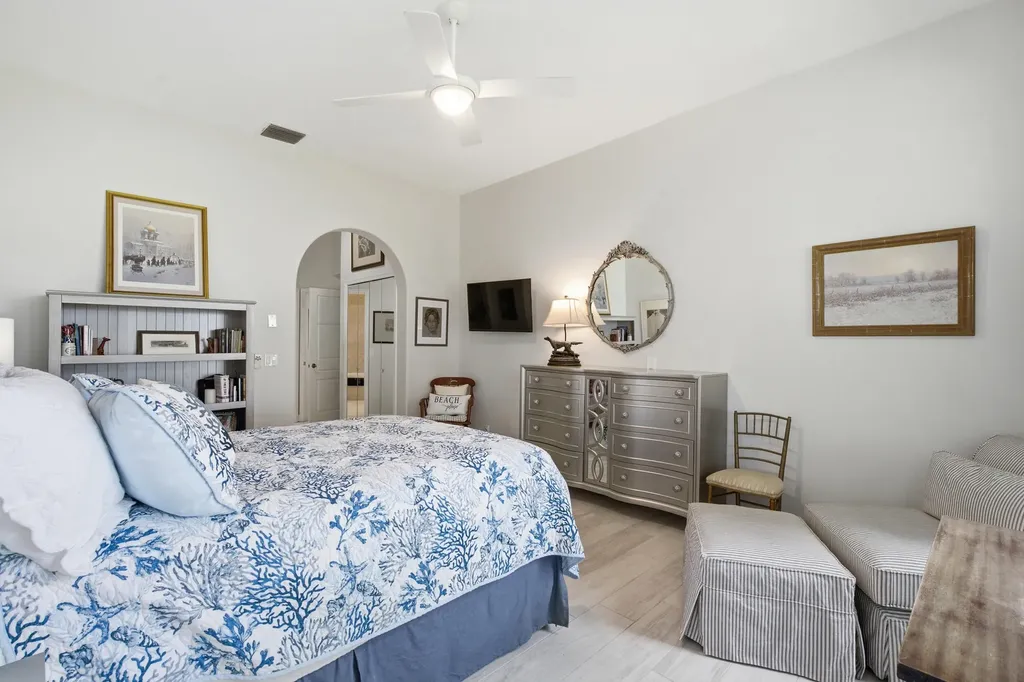 740 Pinehurst Way Palm Beach Gardens FL 33418