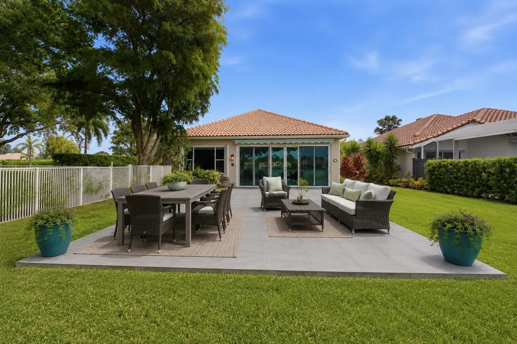 740 Pinehurst Way Palm Beach Gardens FL 33418