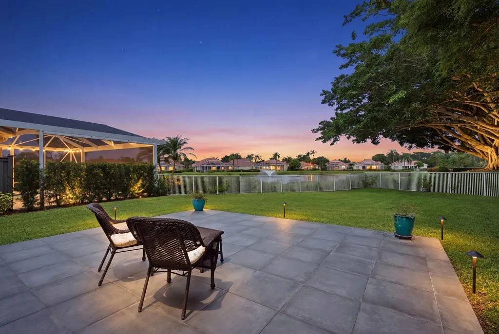 740 Pinehurst Way Palm Beach Gardens FL 33418