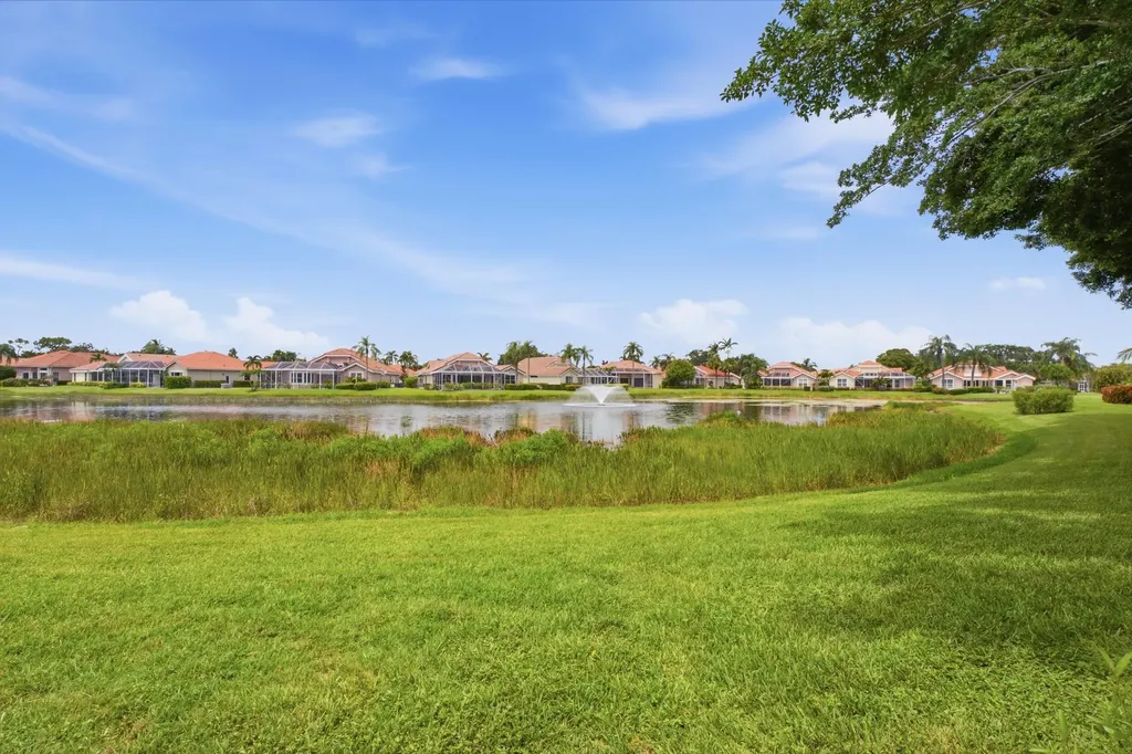 740 Pinehurst Way Palm Beach Gardens FL 33418