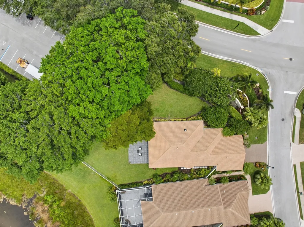 740 Pinehurst Way Palm Beach Gardens FL 33418