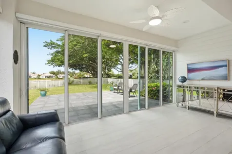 740 Pinehurst Way Palm Beach Gardens FL 33418